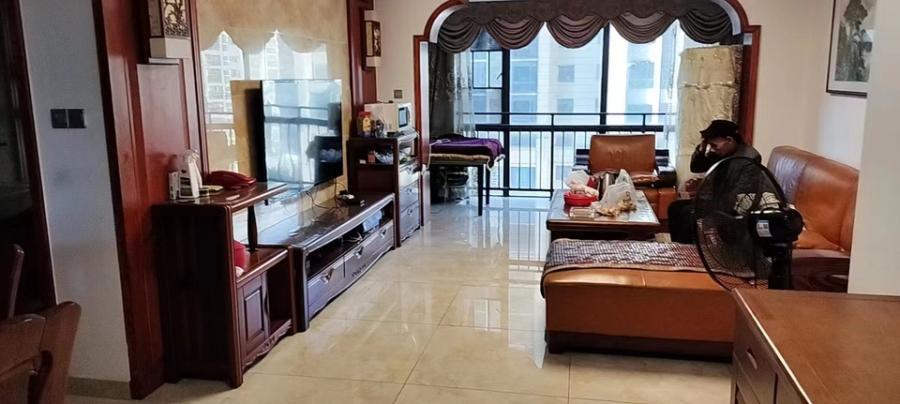 天下一家華府法拍房2棟706號房產(chǎn)及室內(nèi)所有家具、家電