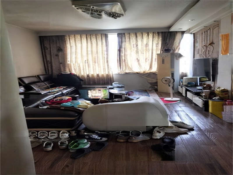 濱河小區(qū)（湖南農業(yè)大學拆遷安置房）法拍房四期8棟504號